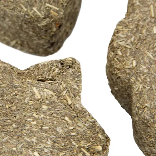 Small Animal Treat Timothy Shapes - Pet And Farm 